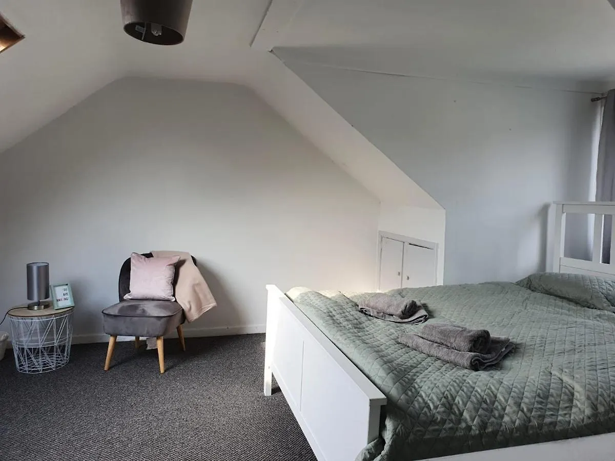 Apartment Swansea Central Large Beach House